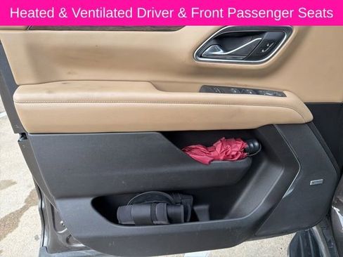 Used 2021 Chevrolet Tahoe Premier w/ Premium Package image 18