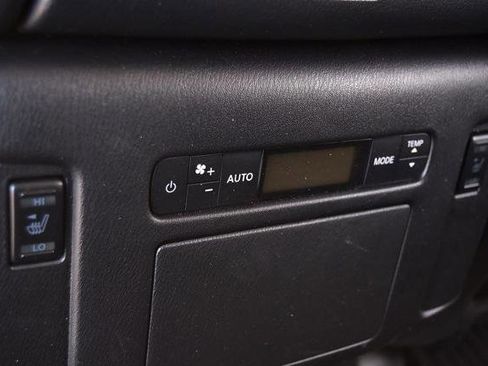 Certified 2023 Nissan Armada Platinum w/ Captain's Chairs Package image 31