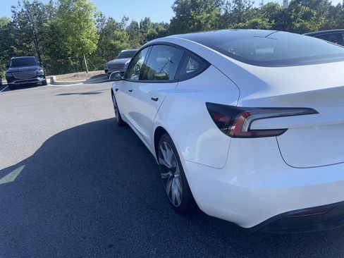 Used 2024 Tesla Model 3 Standard Range RWD image 5