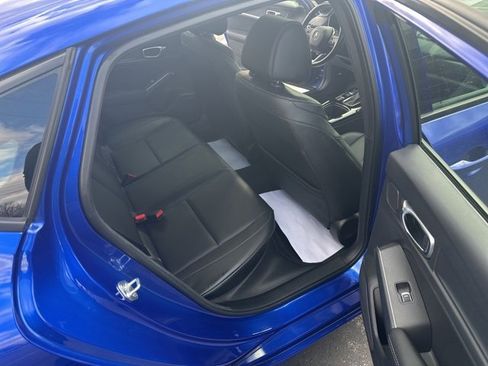 Used 2023 Acura Integra A-Spec image 17