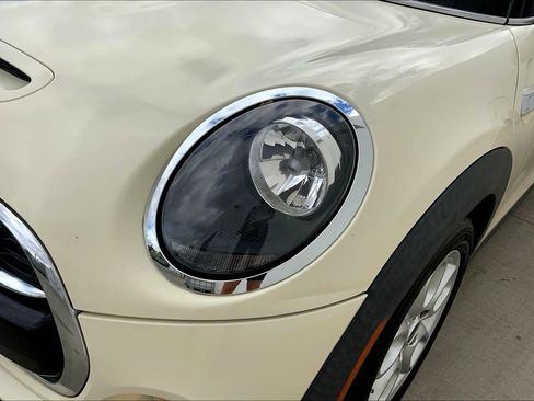 Used 2019 MINI Cooper S image 23