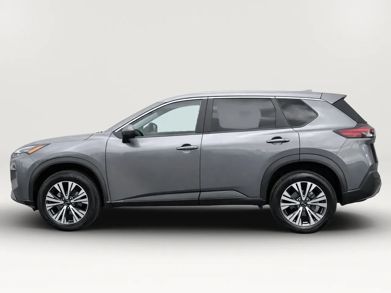 Used 2023 Nissan Rogue SV AWD/4WD image 4