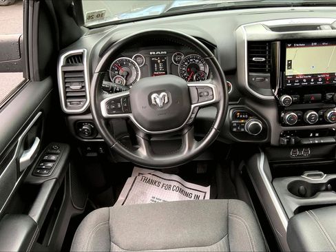 Used 2021 RAM 1500 Big Horn AWD/4WD image 7