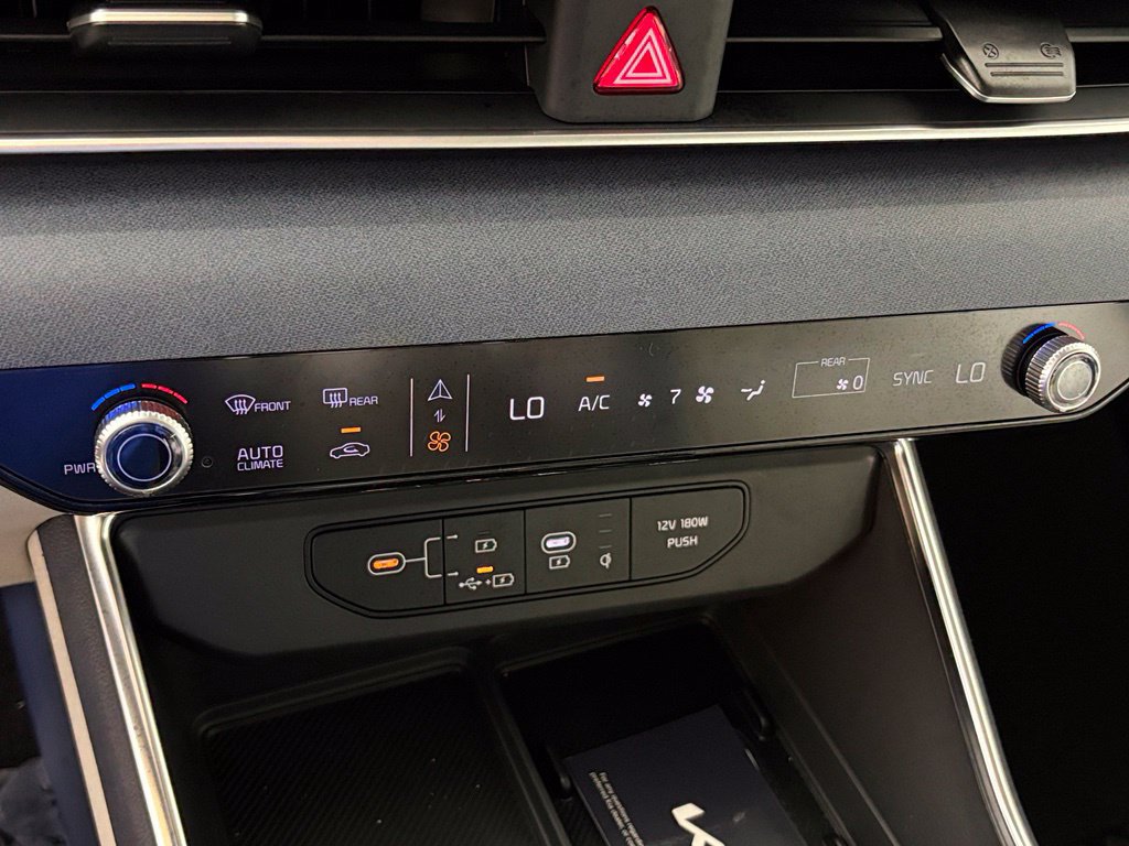New 2026 Kia Carnival EX FWD image 27