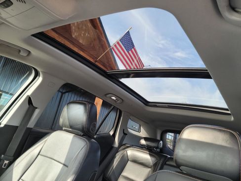 Used 2018 GMC Terrain SLT image 16