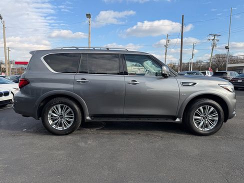 Used 2019 INFINITI QX80 Luxe w/ Proassist Package image 4