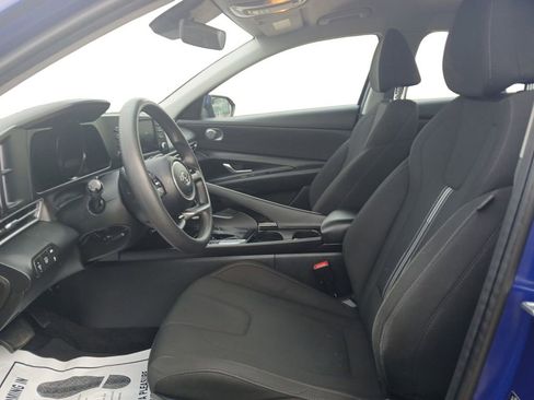 Used 2022 Hyundai Elantra Blue w/ Cargo Package image 10