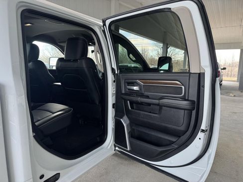 Used 2024 RAM 2500 Laramie w/ Safety Group image 29
