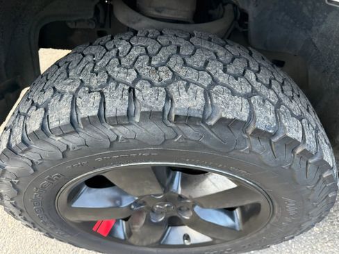 Used 2016 RAM 1500 Big Horn AWD/4WD image 12