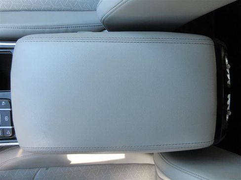 Used 2023 Kia Sorento SX AWD/4WD image 16
