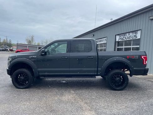 Used 2017 Ford F150 XLT w/ Equipment Group 302A Luxury AWD/4WD image 4