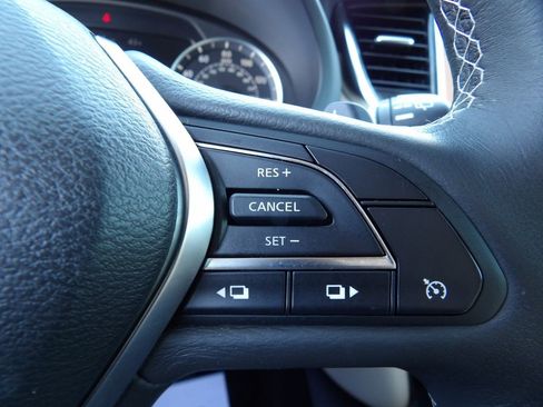 Used 2020 INFINITI QX50 Luxe w/ Navigation Package image 17