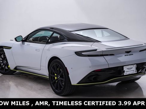 Used 2021 Aston Martin DB11 AMR image 10