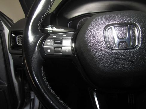 Certified 2022 Honda Civic Sport image 5