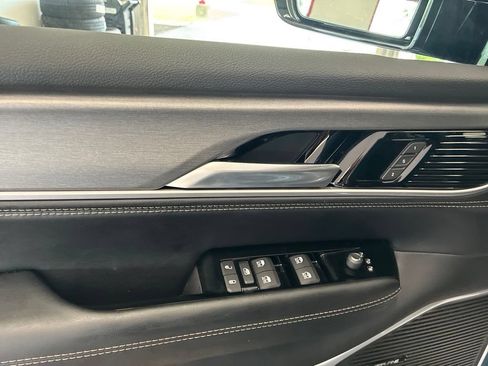 New 2026 Jeep Grand Wagoneer 4WD image 13