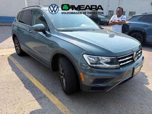 Used 2019 Volkswagen Tiguan SE FWD image 2