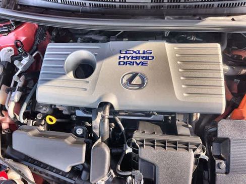Used 2016 Lexus CT 200h w/ Navigation Package FWD image 10