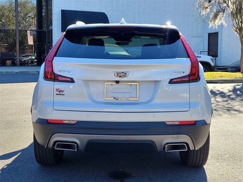 Used 2023 Cadillac XT4 Premium Luxury image 5