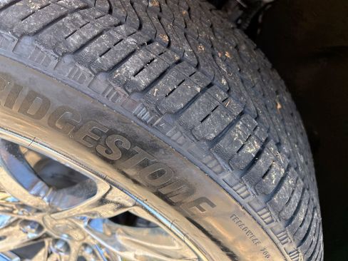 Certified 2023 Cadillac Escalade Premium Luxury w/ LPO, Radiant Package image 9