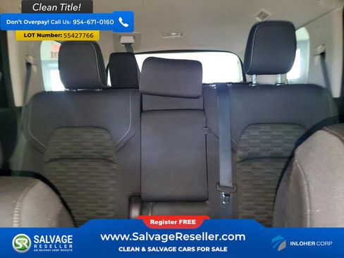 Used 2022 Nissan Pathfinder SV AWD/4WD image 13