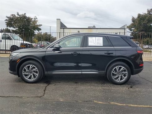 Used 2023 Lincoln Corsair AWD w/ Equipment Group 101A image 4