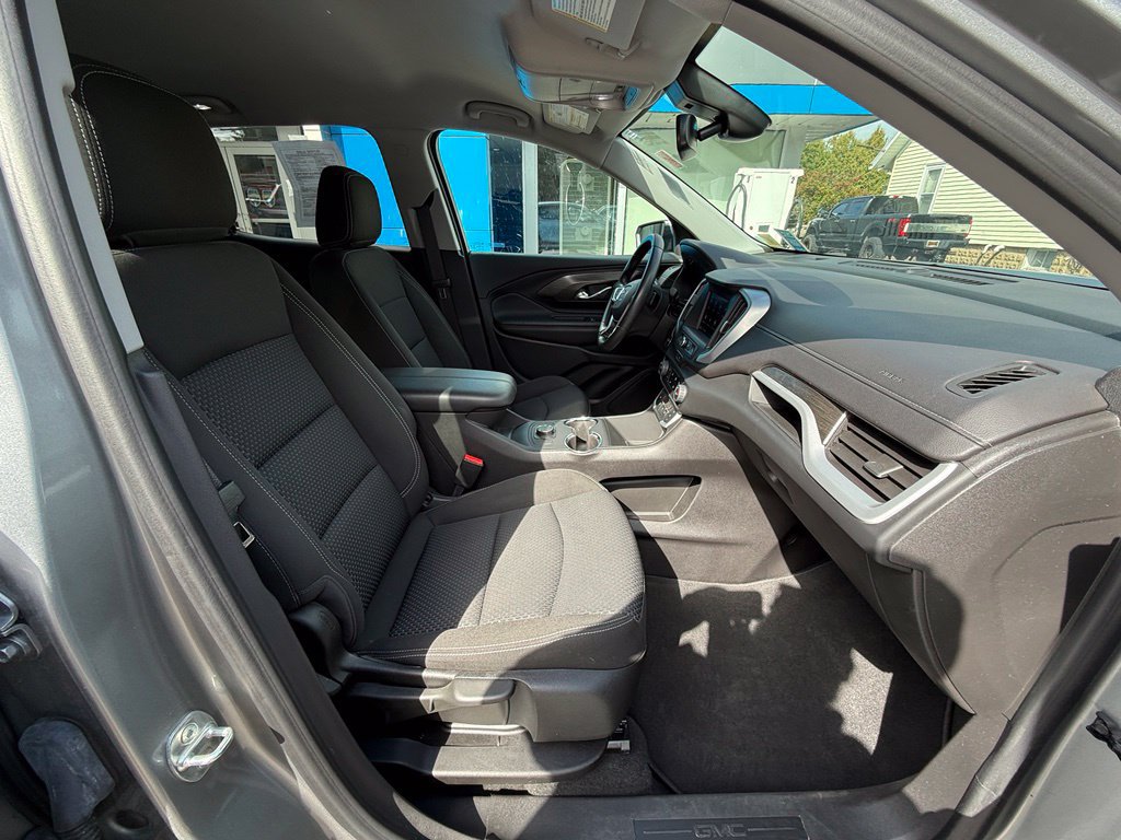 Used 2023 GMC Terrain SLE AWD/4WD image 37