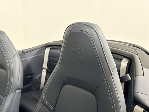 New 2026 Porsche 911 Carrera image 40