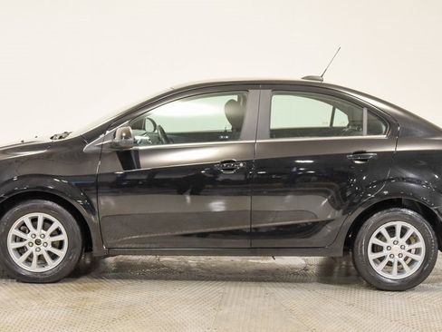 Used 2020 Chevrolet Sonic LT image 6