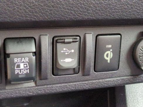 Certified 2019 Toyota Tacoma TRD Sport image 22