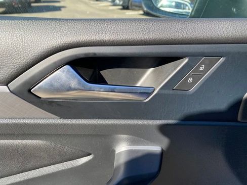 Used 2024 Volkswagen Jetta SE image 24