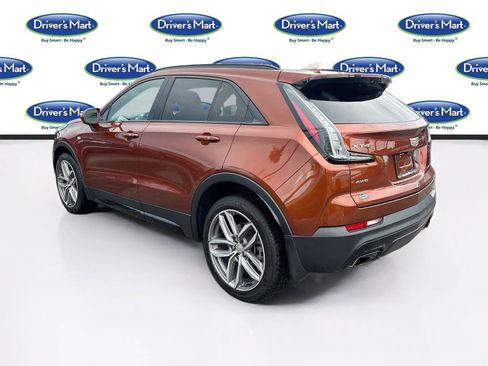 Used 2019 Cadillac XT4 Sport w/ Cold Weather Package AWD/4WD image 5