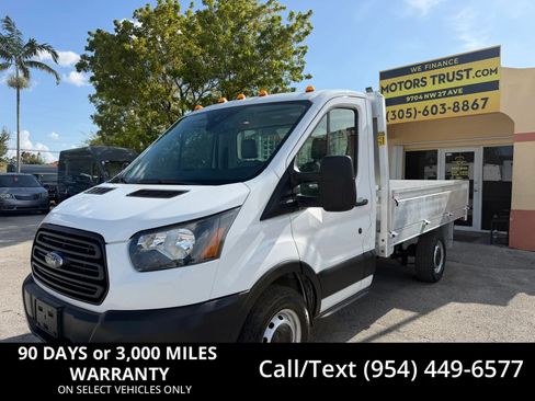 Used 2019 Ford Transit 250 138 RWD image 1