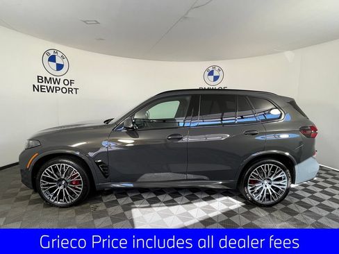 Used 2025 BMW X5 xDrive40i w/ M Sport Package AWD/4WD image 11
