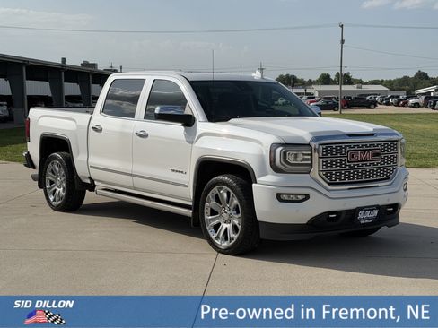 Used 2018 GMC Sierra 1500 Denali w/ Denali Ultimate Package AWD/4WD image 2