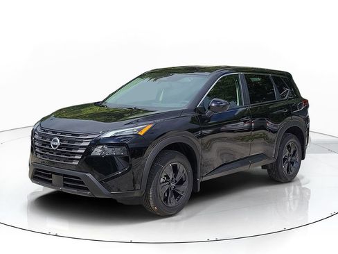 New 2026 Nissan Rogue SV FWD image 3