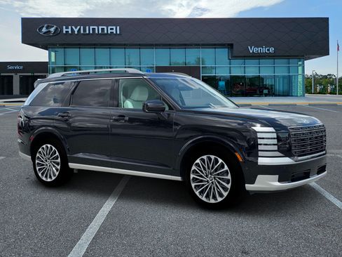 New 2026 Hyundai Palisade Calligraphy FWD image 10