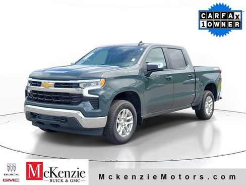 Used 2025 Chevrolet Silverado 1500 LT AWD/4WD image 2