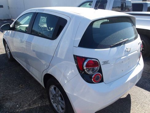Used 2012 Chevrolet Sonic LS FWD image 4