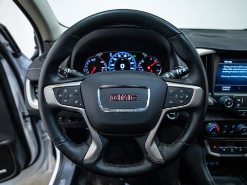 Used 2023 GMC Terrain Denali w/ Denali Premium Package image 17