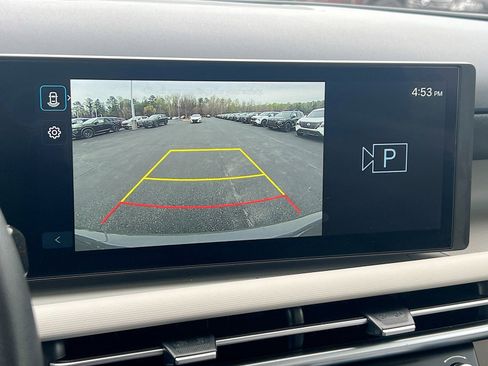 Used 2025 Hyundai Tucson SE image 14