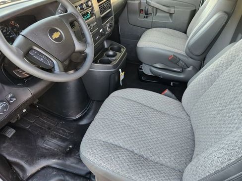 New 2025 Chevrolet Express 3500 w/ Power Convenience Package RWD image 4