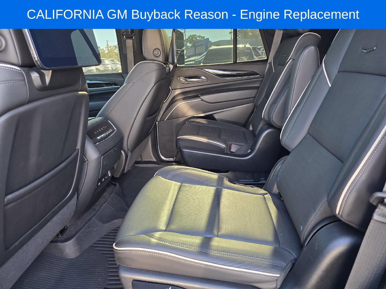 Used 2023 Cadillac Escalade Sport AWD/4WD image 15