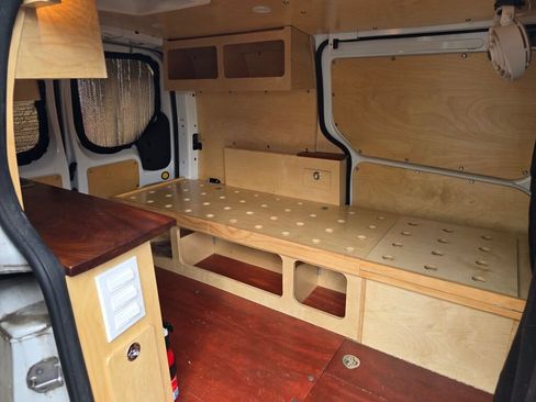Used 2021 Ford Transit Connect XL FWD image 9