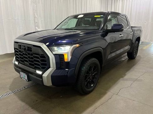 Used 2023 Toyota Tundra Limited w/ TRD Off-Road Package AWD/4WD image 8