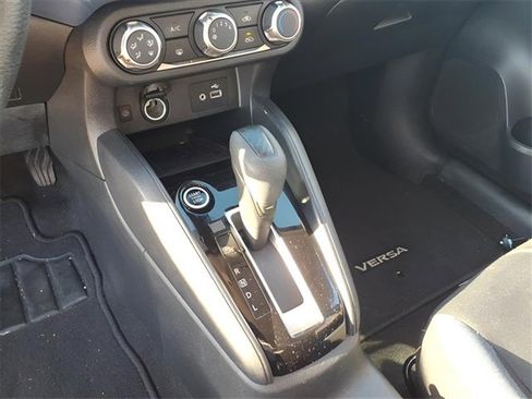 Used 2023 Nissan Versa SV image 10