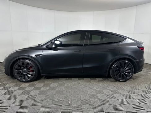 Used 2021 Tesla Model Y Performance image 6