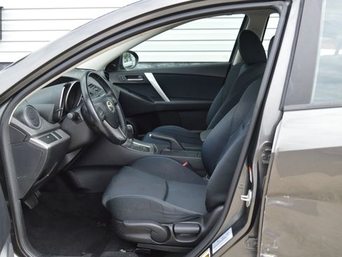 Used 2010 MAZDA MAZDA3 s Sport image 11