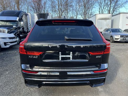 New 2025 Volvo XC60 B5 Core w/ Protection Package Premier image 7