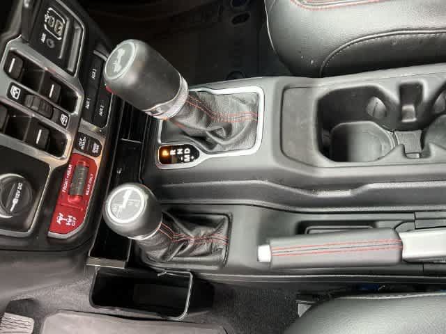 Used 2023 Jeep Wrangler Unlimited Rubicon w/ LED Lighting Group AWD/4WD image 27