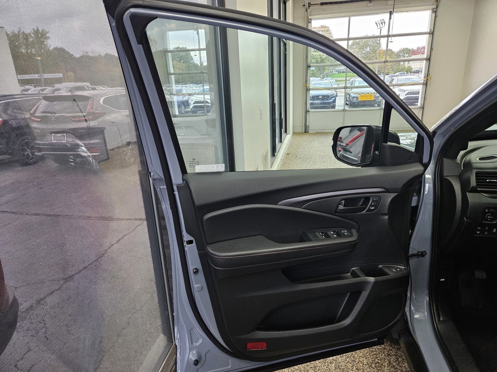 Used 2023 Honda Passport TrailSport image 17